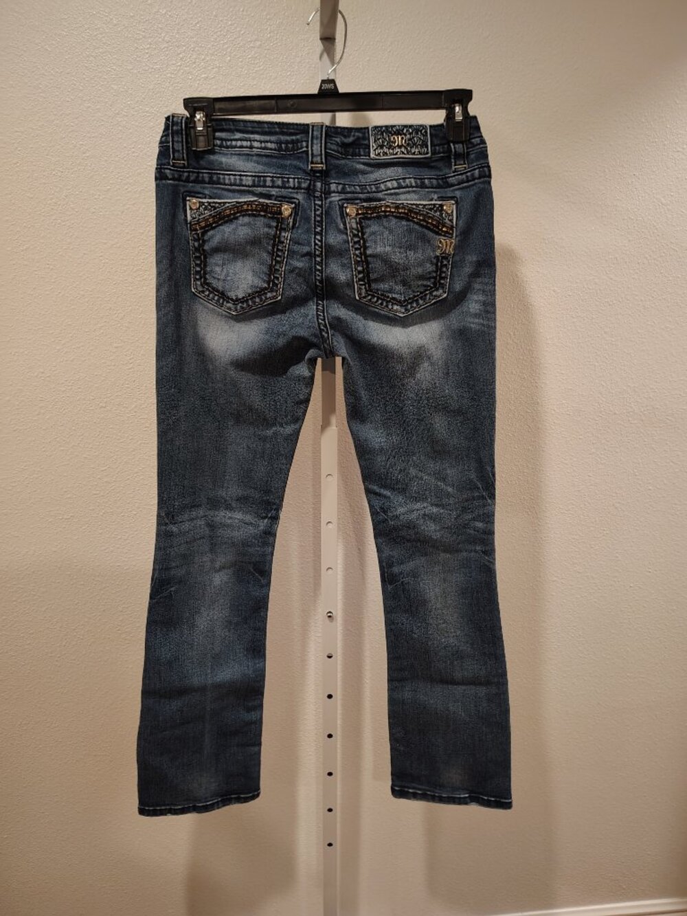 Miss Me Jeans Size 30 Mid-Rise Slim Boot Short Inseam 32 Thick Stitch Stretch - Picture 5 of 11